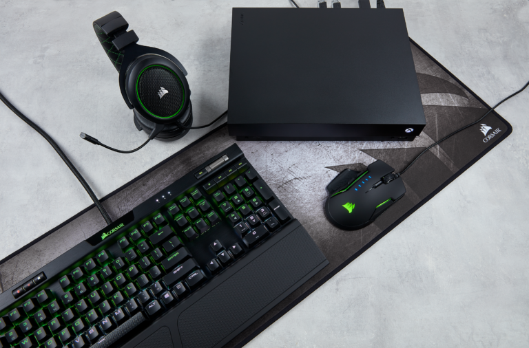Corsair Xbox One Keyboard Mouse